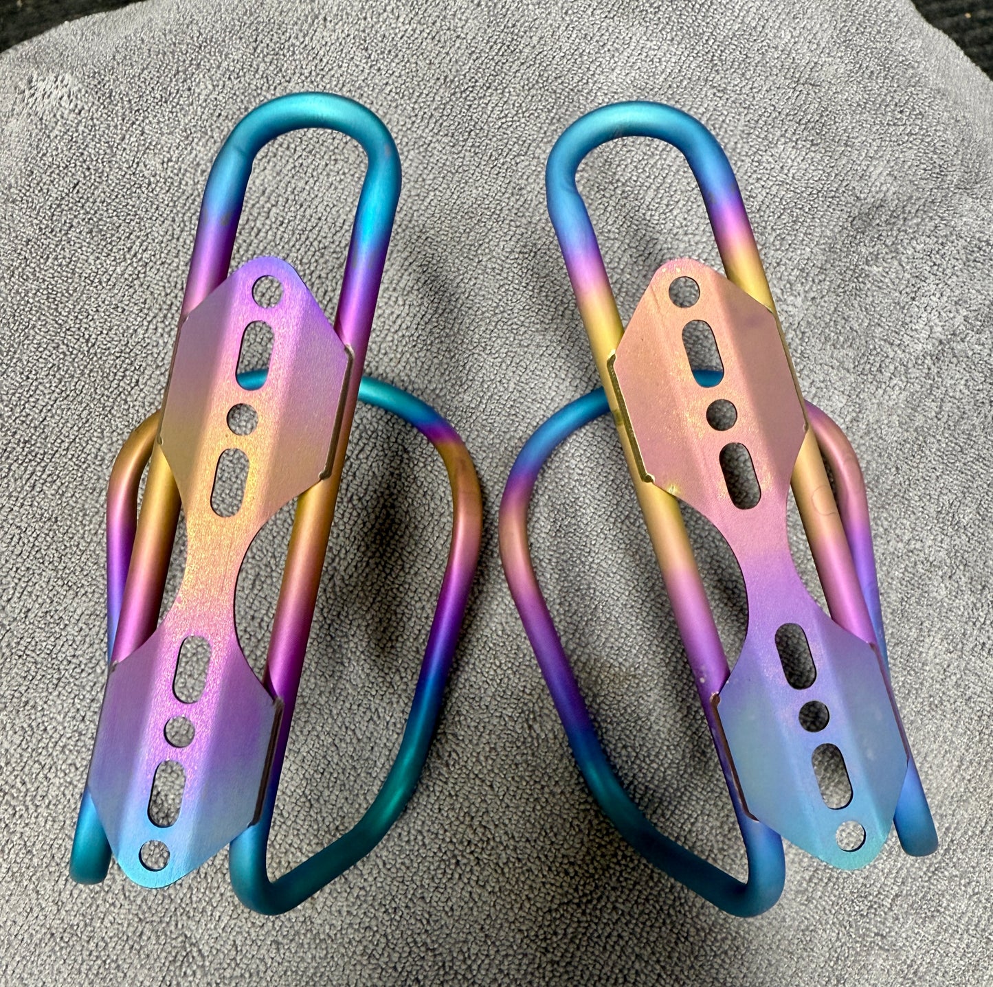 Wolf Tooth Components "Hella NorCal" edition...